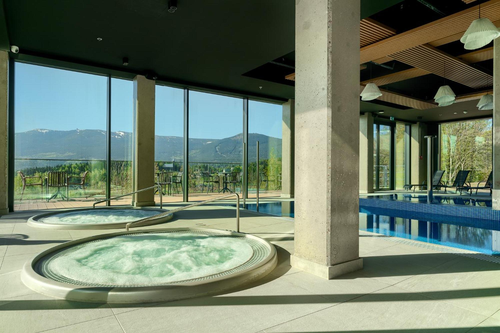 Happy Valley Resort シクラルスカ・ポレンバ エクステリア 写真